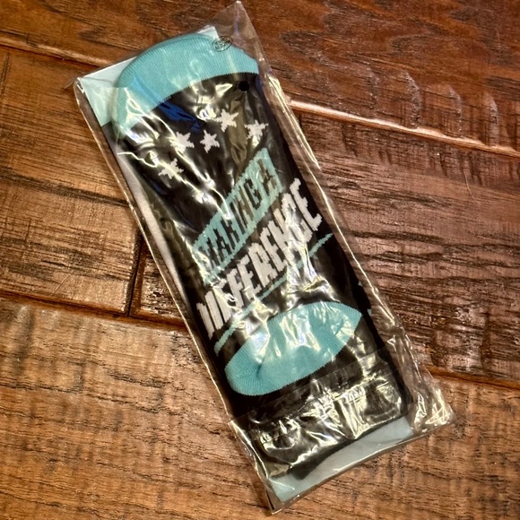 NWTB Healthcare Hero Adult ankle Socks black and blue - Picture 3 of 6